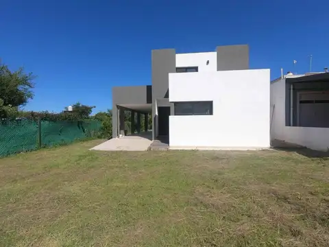 VENTA CASA VILLA CATALINA primera etapa