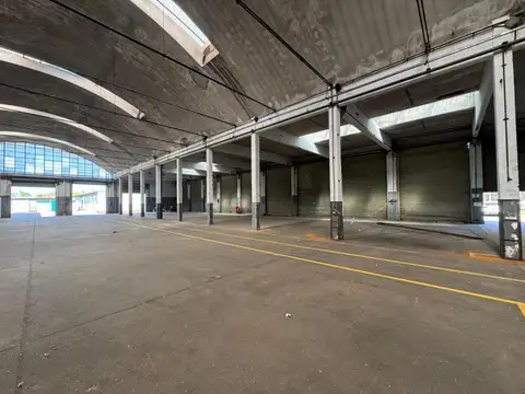 Galpon en Alquiler en Olivos, USD 11.670