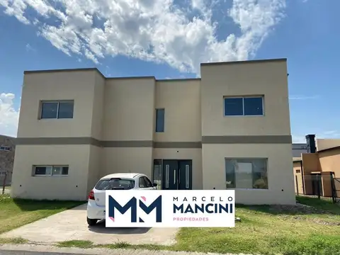 VENTA Casa en Canning (E. Echeverria) 4 AMBIENTES