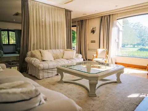Casa en Venta de 6 dormitorios