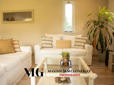 Casa en Alquiler Temporal en El Trébol, USD 6.500