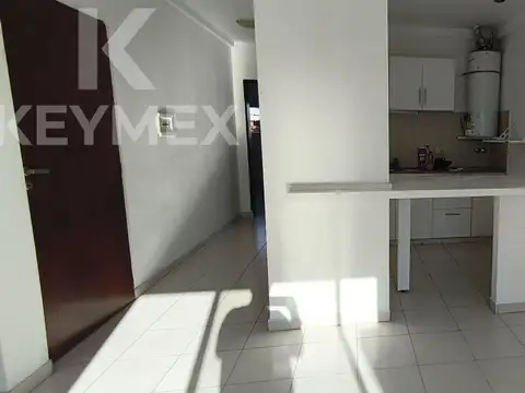Departamento en Alquiler en Villa Elvira, $ 550.000