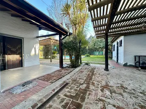 Casa 2 ambientes con 1 baño
