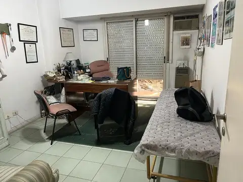 Departamento 6 ambientes con 2 baños