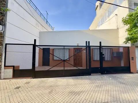 Centeno al 700 - Casa en venta de dos dormitorios mas comodín - Rosario, General Las Heras