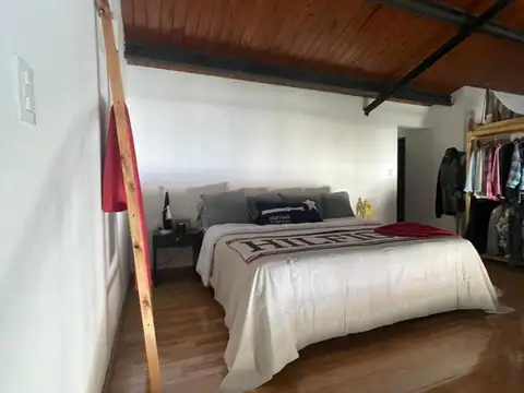 EXCELENTE LOFT DE CATEGORIA CON COCHERA