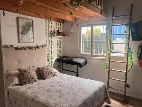 Depto Tipo Casa en Venta 50 años