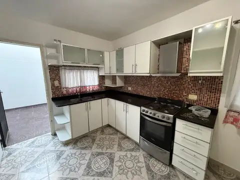 Depto Tipo Casa en Alquiler 15 años