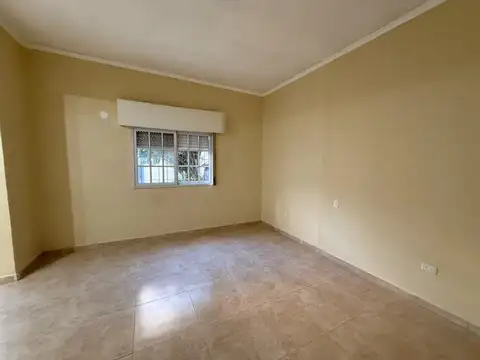 Depto Tipo Casa en Alquiler de 1 dormitorio