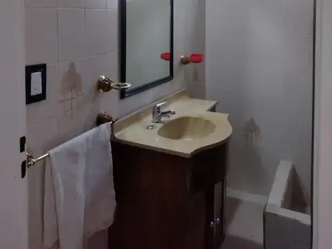 Depto Tipo Casa en Venta con 1 cocheras