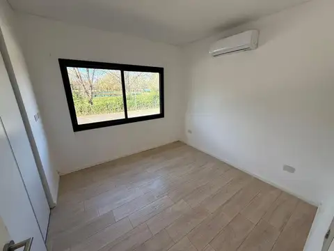 Departamento en Alquiler en Altos De La Cañada, $ 800.000