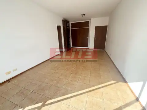 Departamento en Alquiler en Villa Urquiza, $ 600.000