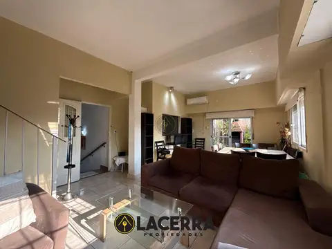 Depto Tipo Casa 4 ambientes con 1 baño