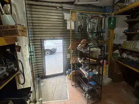 Doctor Juan Felipe Aranguren 400, Piso PB