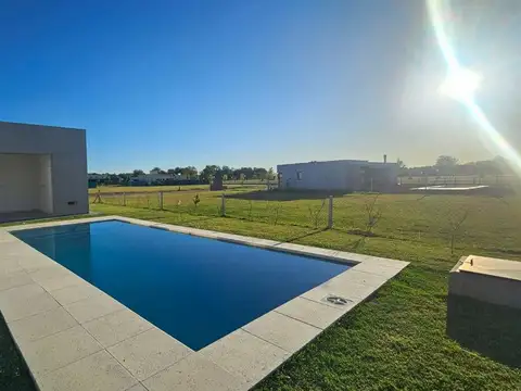 Casa en Alquiler de 3 dormitorios