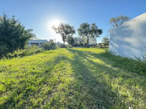 Terreno en Venta 15  mts Fondo