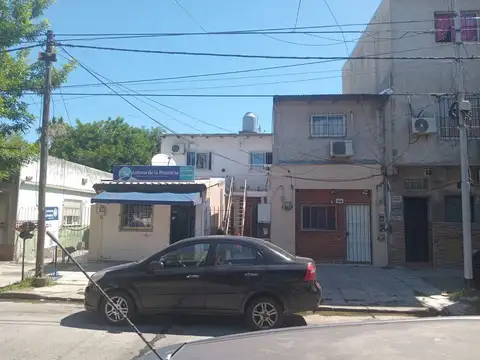 Colonia 4000, Piso 1