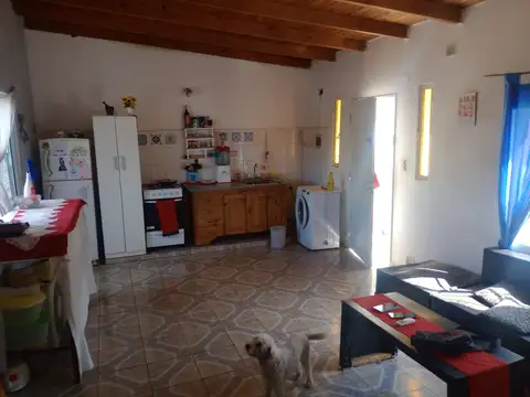 DETP TIPO CASA 3 AMB EN SARANDI SIN EXPENSAS!