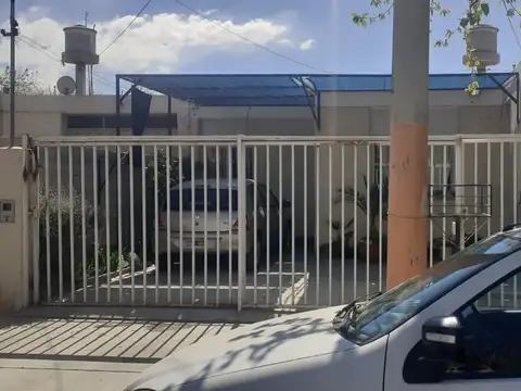 VENTA CASA BARRIO KENNEDY, SANTA LUCIA