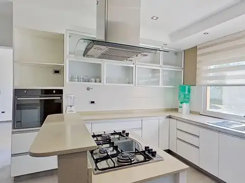 VENTA CASA LUJAN 6 AMB LA CONCEPCION APTA CREDITO