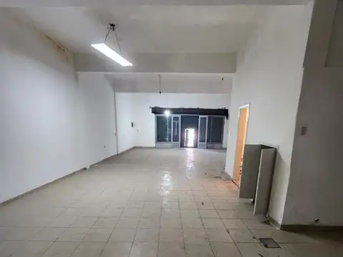 LOCAL EN VENTA CRISOLOGO LARRALDE 5118 VILLA DOMINICO