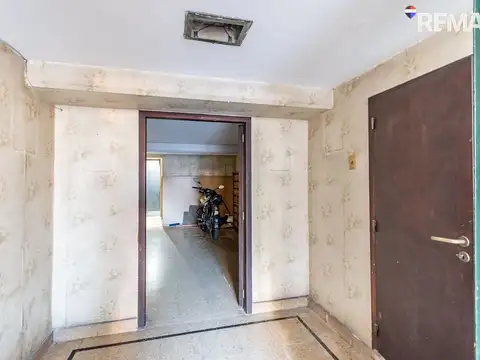 Casa 14 ambientes con 5 baños