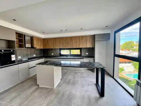 EXCLUSIVO DUPLEX EN 5TA SECCION