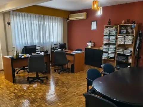 VENTA DOS AMBIENTES GRANDES EN TRIBUNALES
