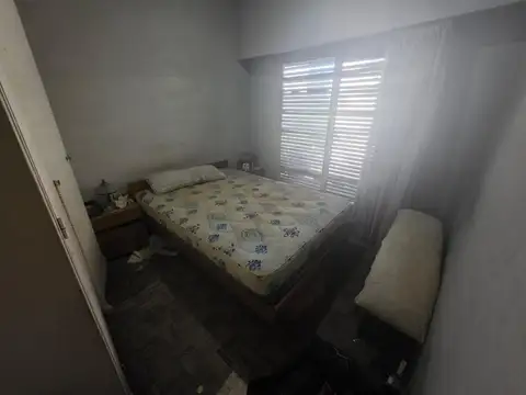 Departamento 3 ambientes al frente con 2 balcones