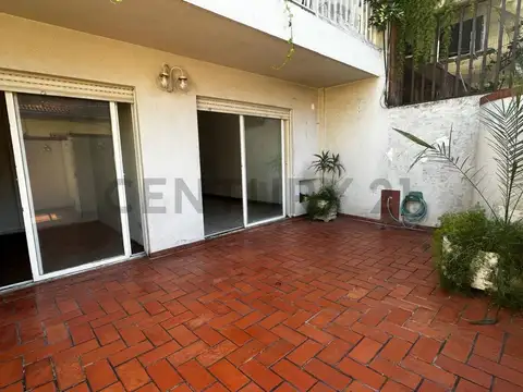 Simbron 3200, Piso 0