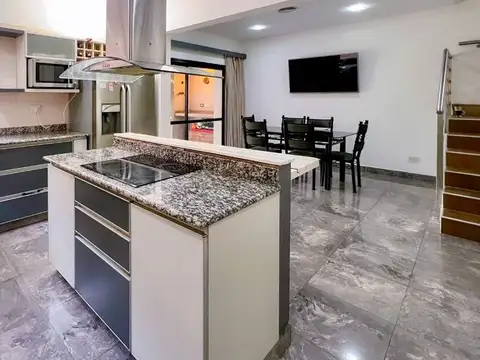 Casa en Venta en Quilmes Oeste, USD 219.999