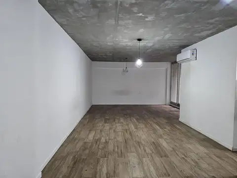 Venezuela 800, Piso 1