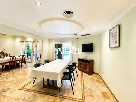 Casa 6 ambientes con 3 baños