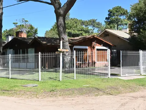 Casa en Venta en Villa Gesell, USD 160.000