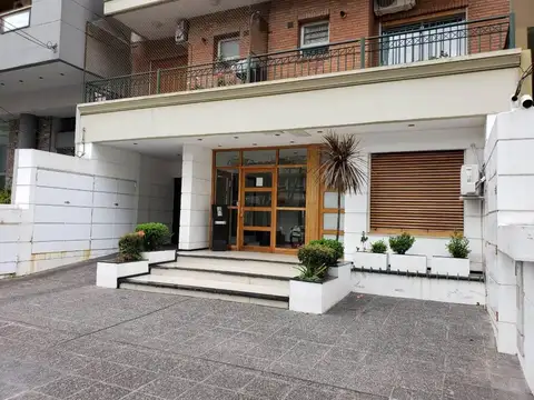 Del Valle Iberlucea 2600