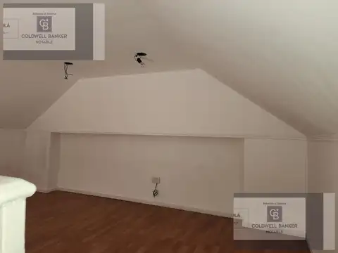 Depto Tipo Casa en Venta con 1 cocheras