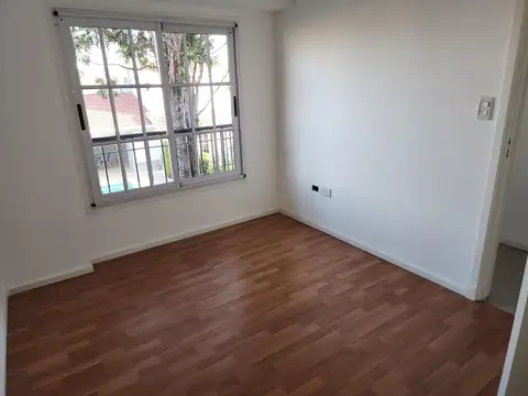 Venta de PH de 3 ambientes en Turdera