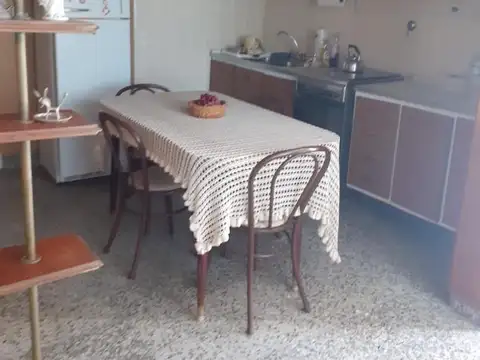 Depto Tipo Casa en Venta con 1 cocheras