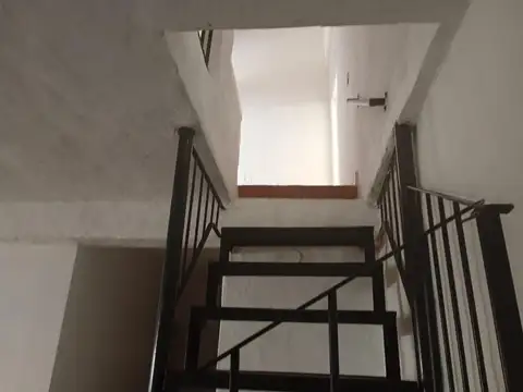 Depto Tipo Casa en Alquiler con 1 cocheras