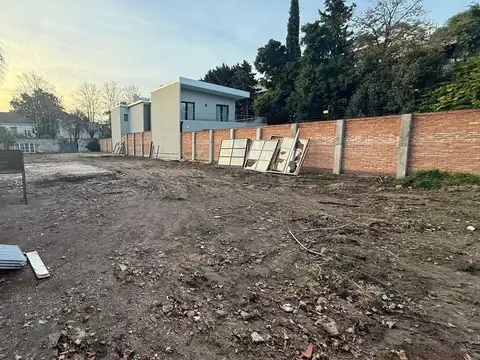 Terreno en Venta en Acassuso, USD 560.000