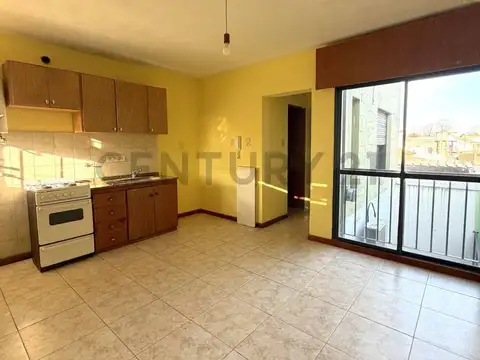 Departamento 2 ambientes con balcón – Apto crédito – Excelente ubicación-VENADO TUERTO