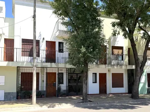 ALVEAR 1600, Piso 1