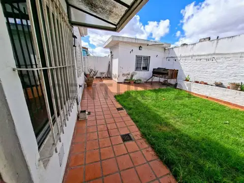 Glicina 5600, Piso 0