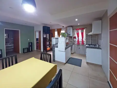 Depto Tipo Casa en Venta de 2 ambientes