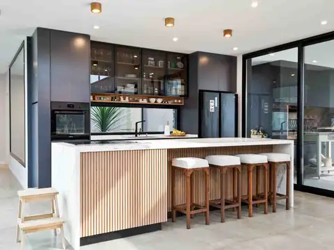 Casa en Venta en Fincas de San Vicente, USD 470.000