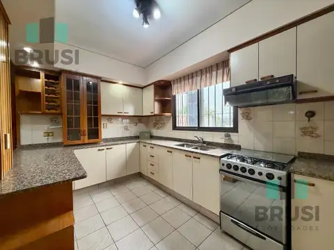 Departamento en Alquiler de 4 ambientes