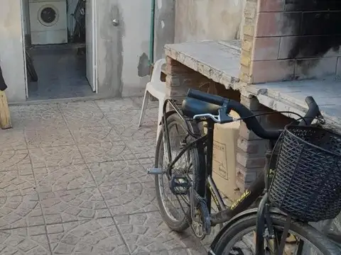 Depto Tipo Casa en Venta de 5 ambientes