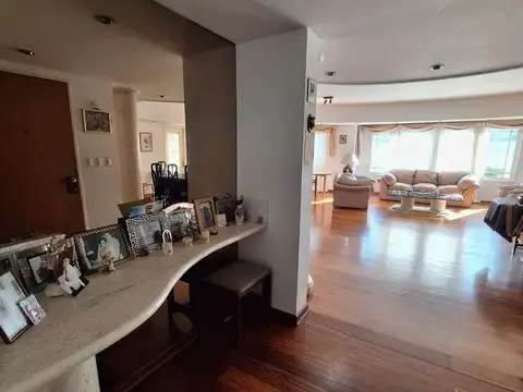 Departamento en Venta de 5 ambientes