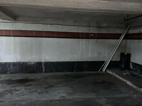 Cochera en Juan Francisco Seguí 4700
