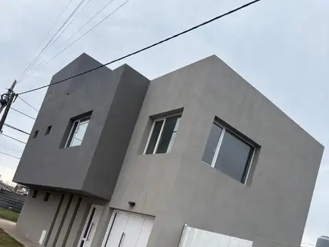 Dúplex en venta - 3 Dormitorios 2 Baños - Necochea